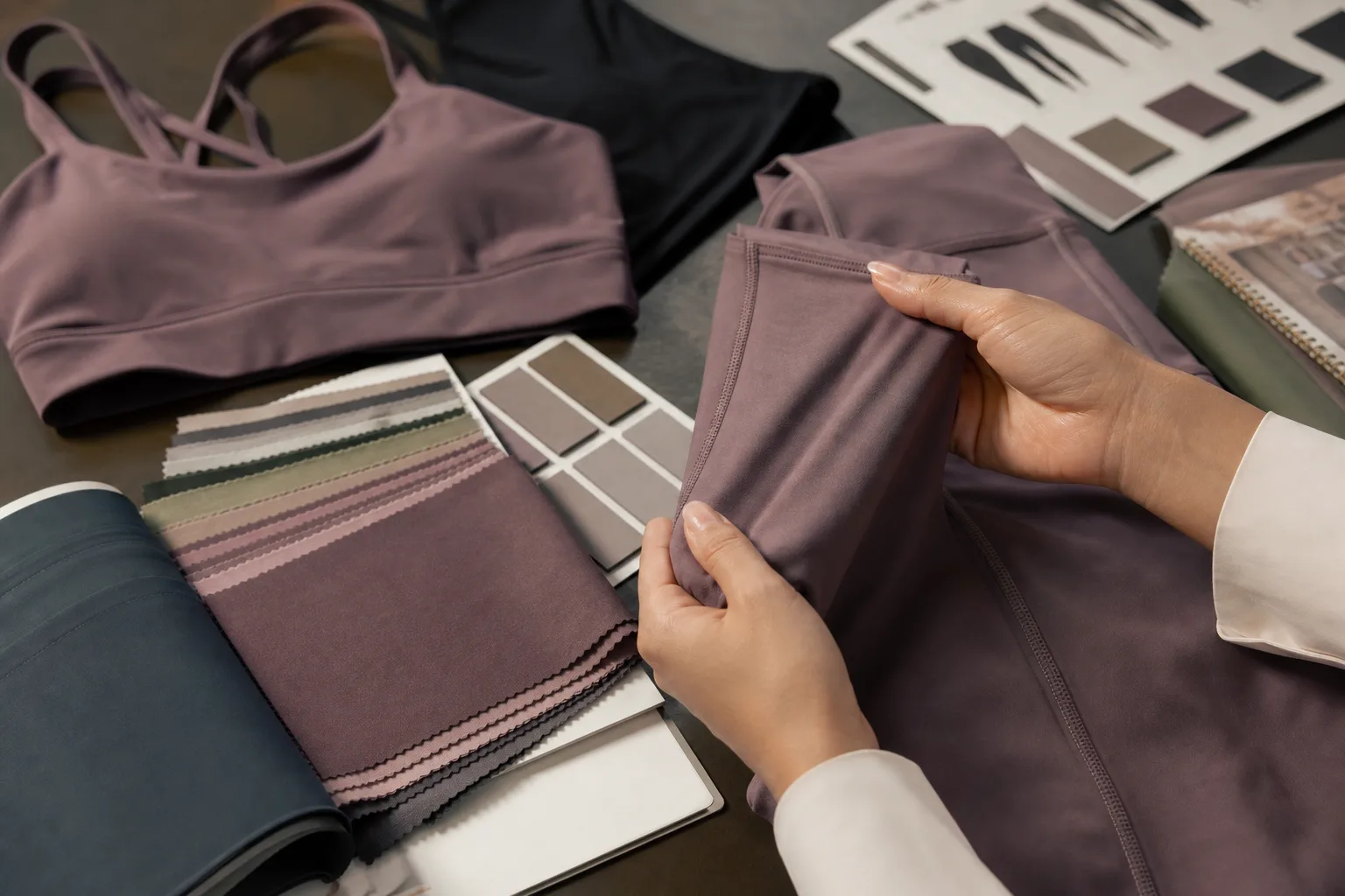 Fabric and fit review for yoga apparel manufacturing buyers